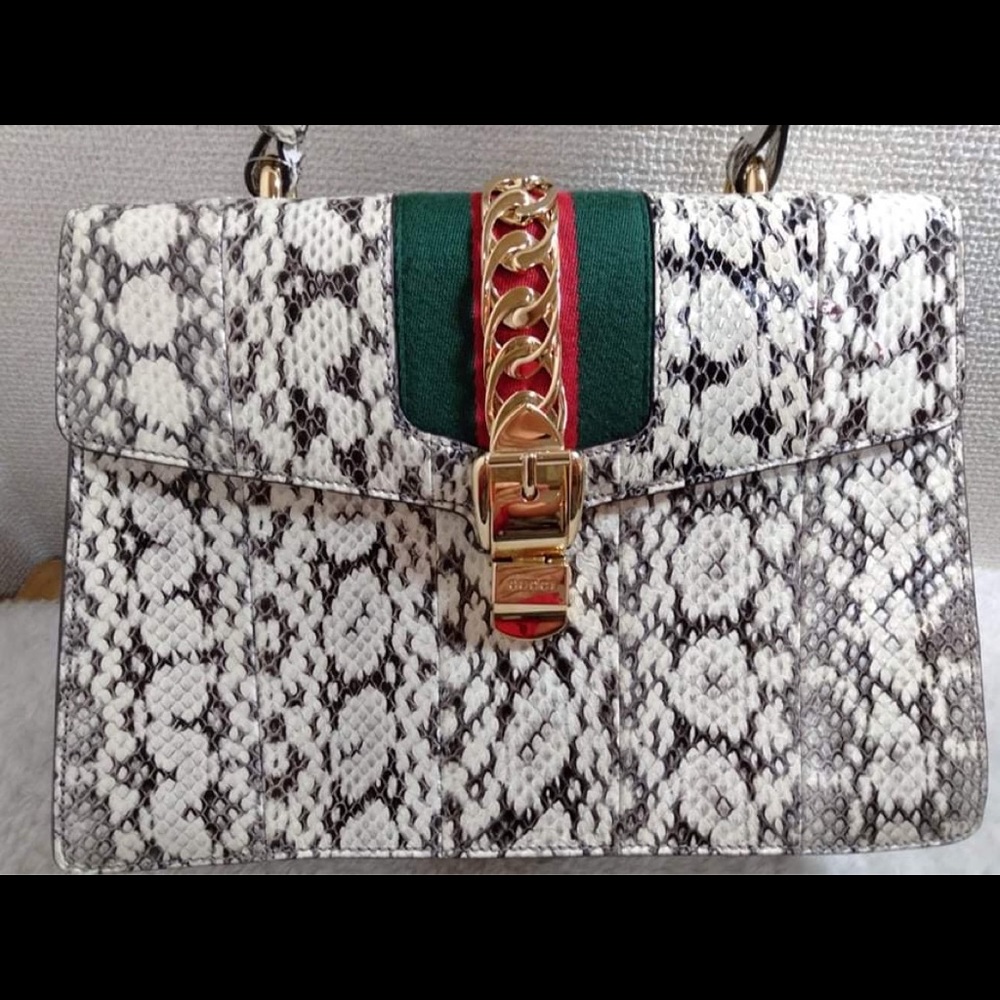 Gucci Diana Phyton Bag - Picture 3 of 15